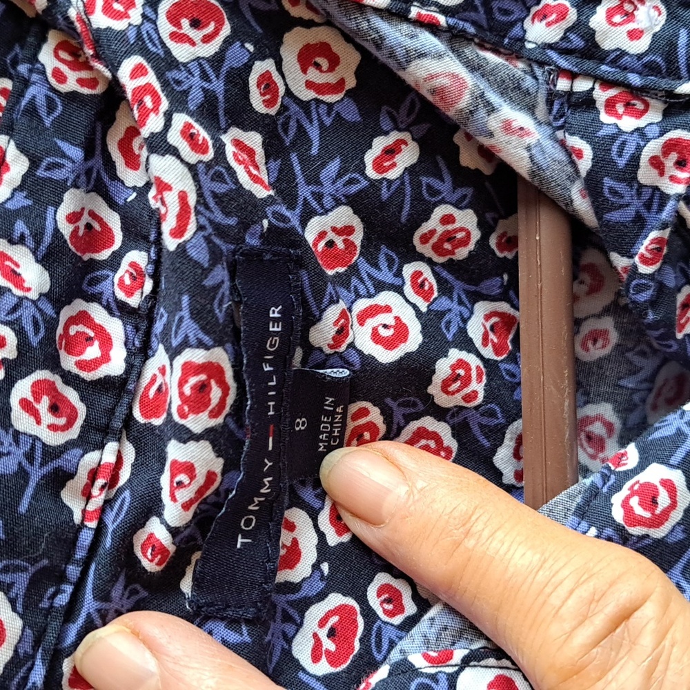 Tommy Hilfiger size 8 woman's red white and blue floral cotton sleeveless dress - Picture 2 of 6